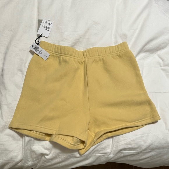 TNA Aritzia sweatshorts - Picture 1 of 3